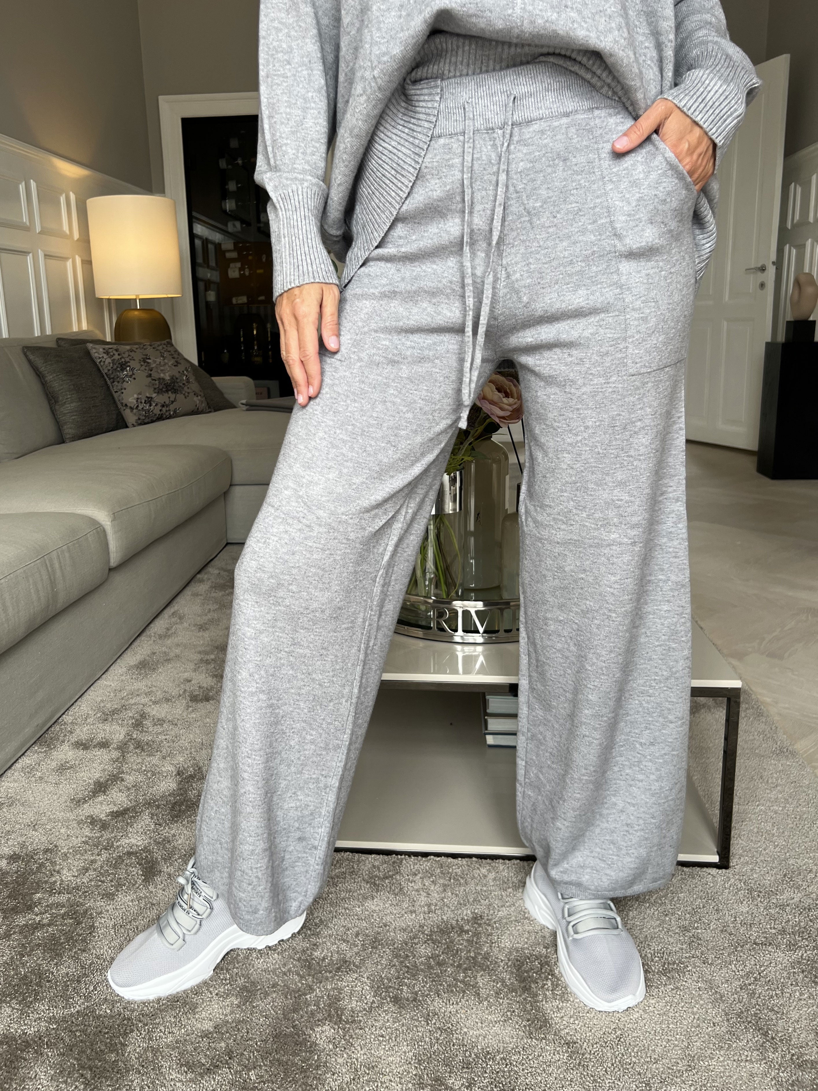 Feodora - Mjukt stickat set